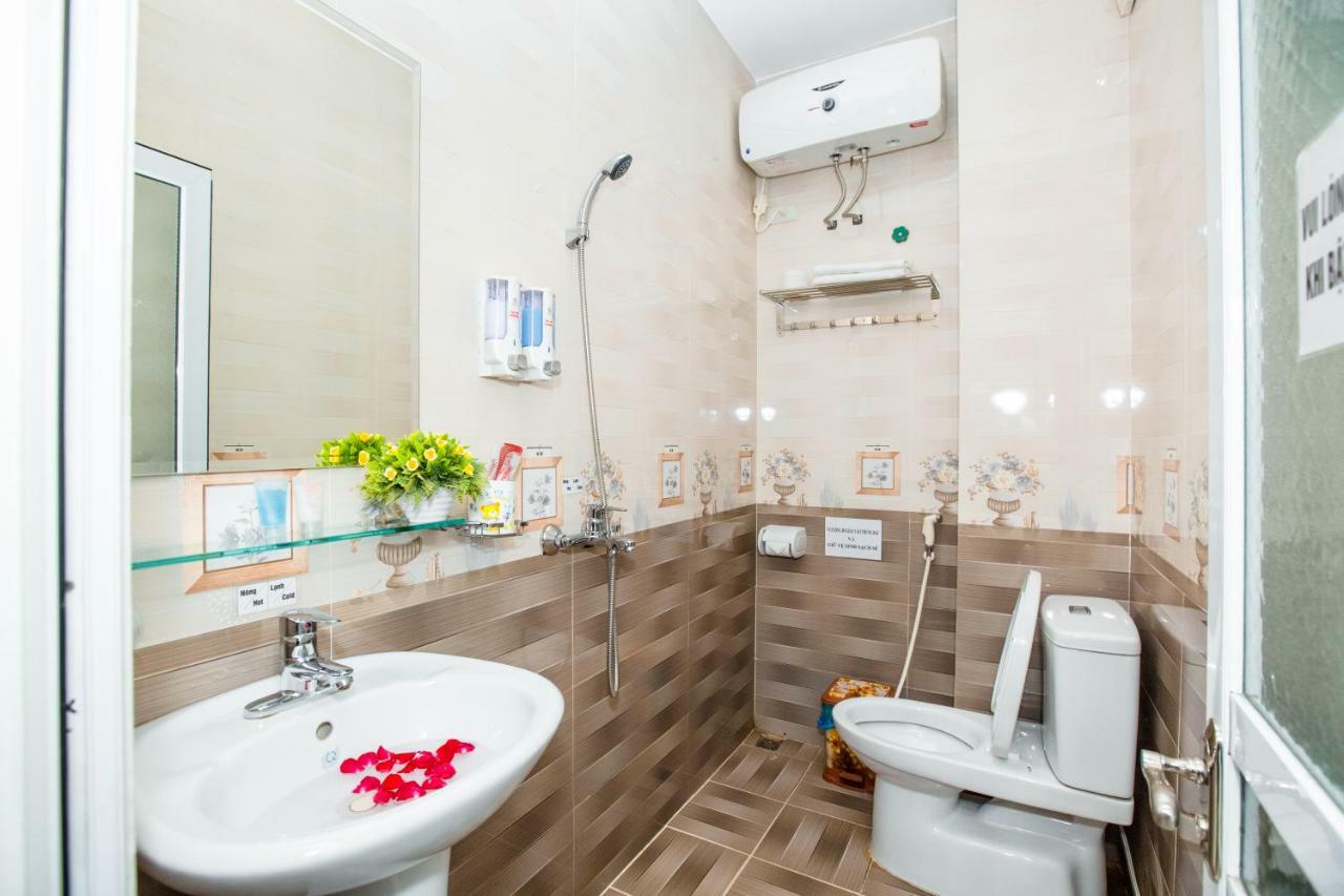 Dang Quang Guesthouse Ха Лонг Екстериор снимка